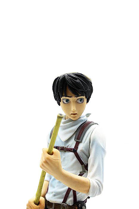 Attack on Titan Eren Jäger Figure