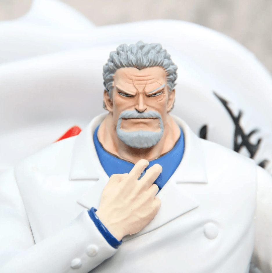 One Piece Garp Figure