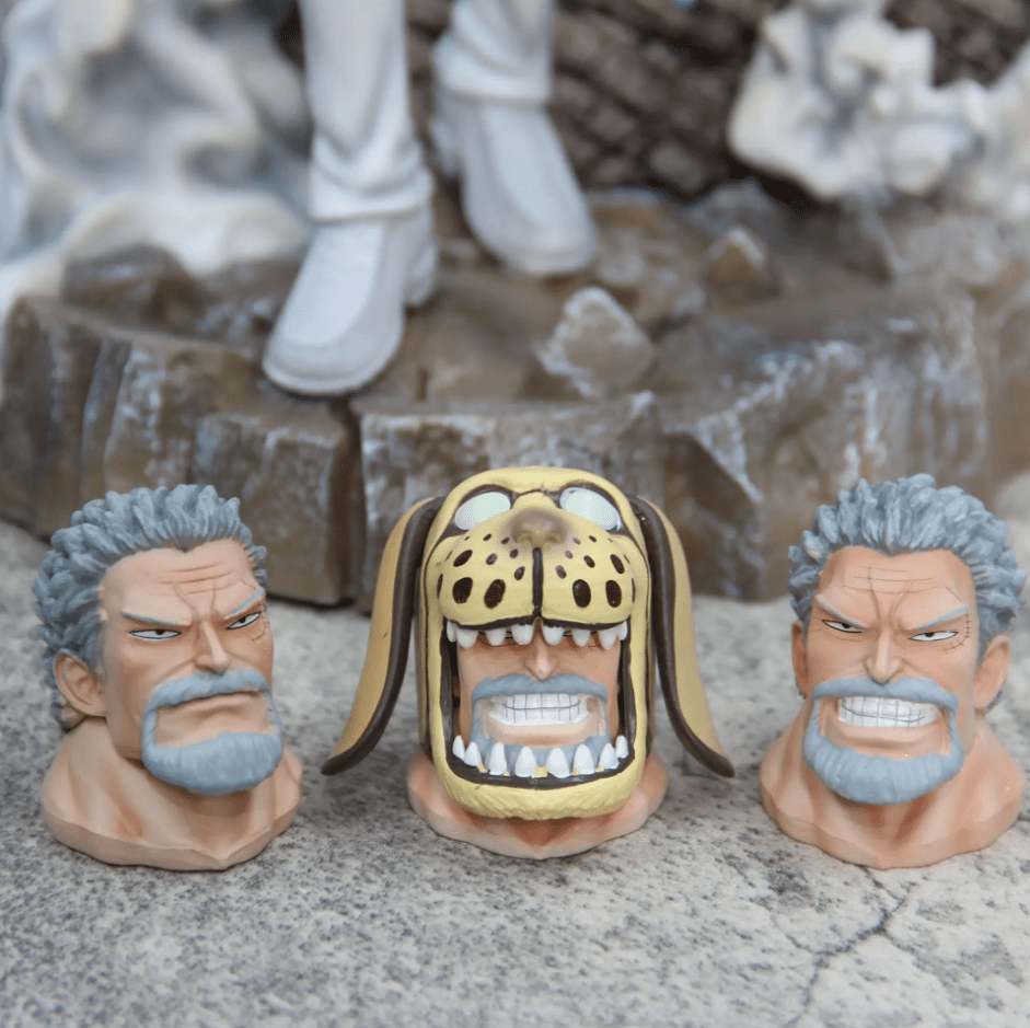 One Piece Garp Figure