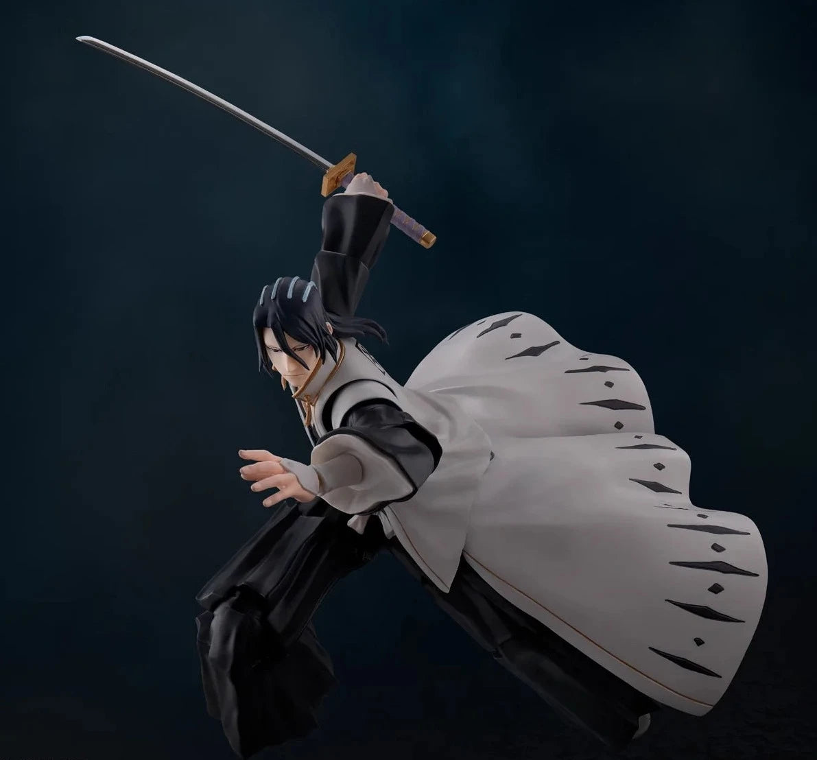 Figurine Bleach Kuchiki Byakuya Articulé