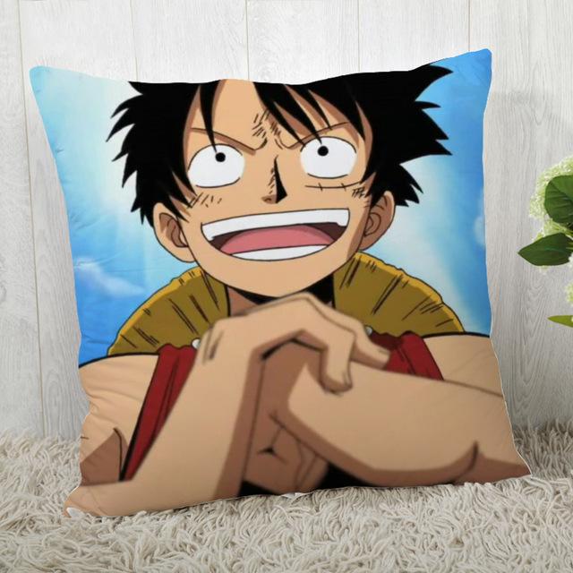 Housse de Coussin Luffy au Chapeau de Paille